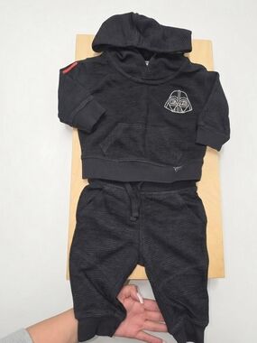 BabyGap Star Wars Sweat Set